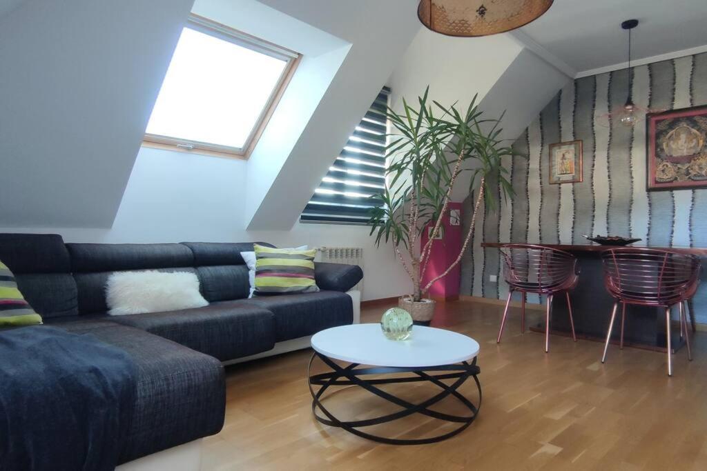 Atico Mirador Del Naranco, Parking Gratuito, Wifi, Zona Residencial Lejlighed Oviedo Eksteriør billede